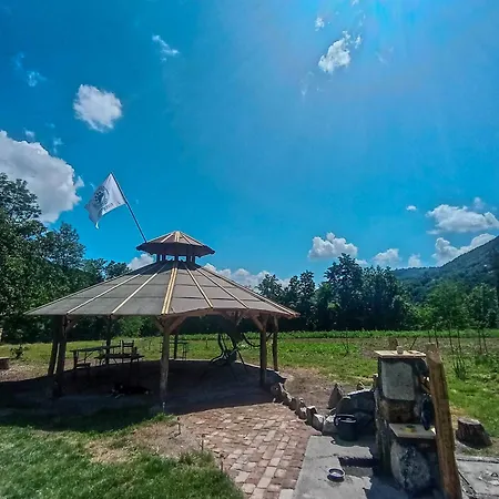 Camp Greenbear Outdoor Kemp *